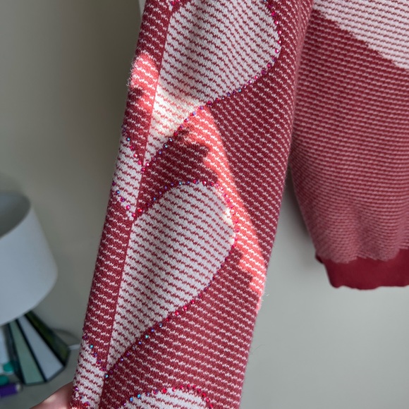 Cute heart patterned top - Picture 2 of 5